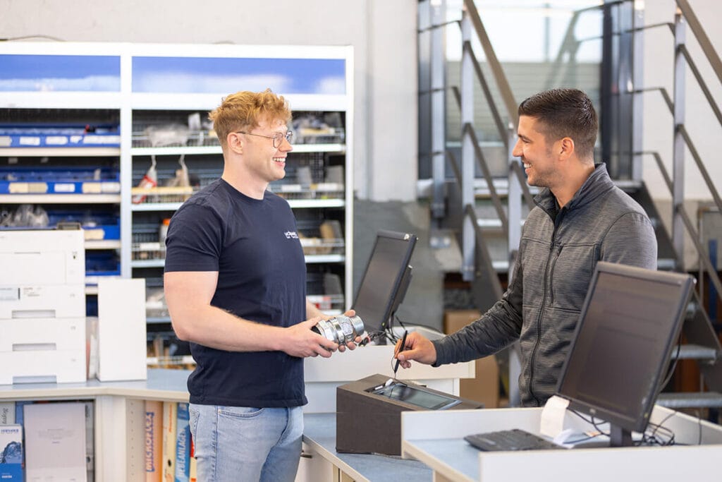 Mainmetall Leistungen Schnell-Lager Beratung